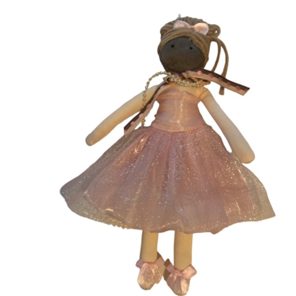 Mon Ami Ballerina Doll - Picture 2 of 3